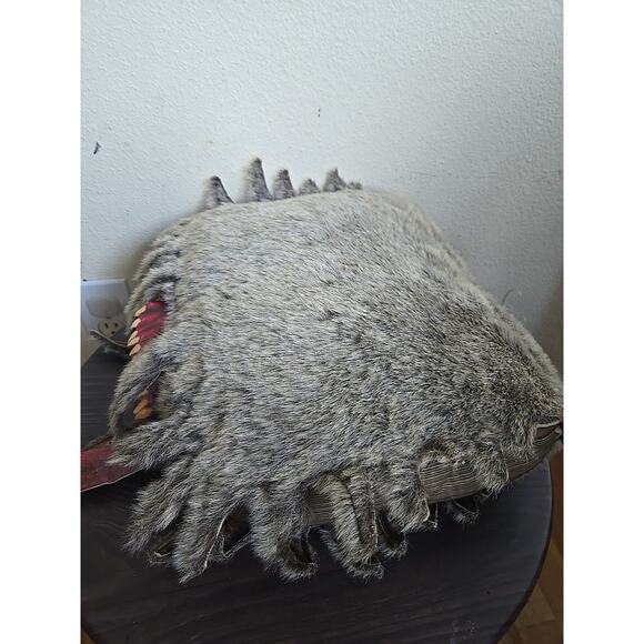 Harry Potter Monster Book Of Monsters Plush The Noble Collection 13x13x3 - Picture 3 of 5